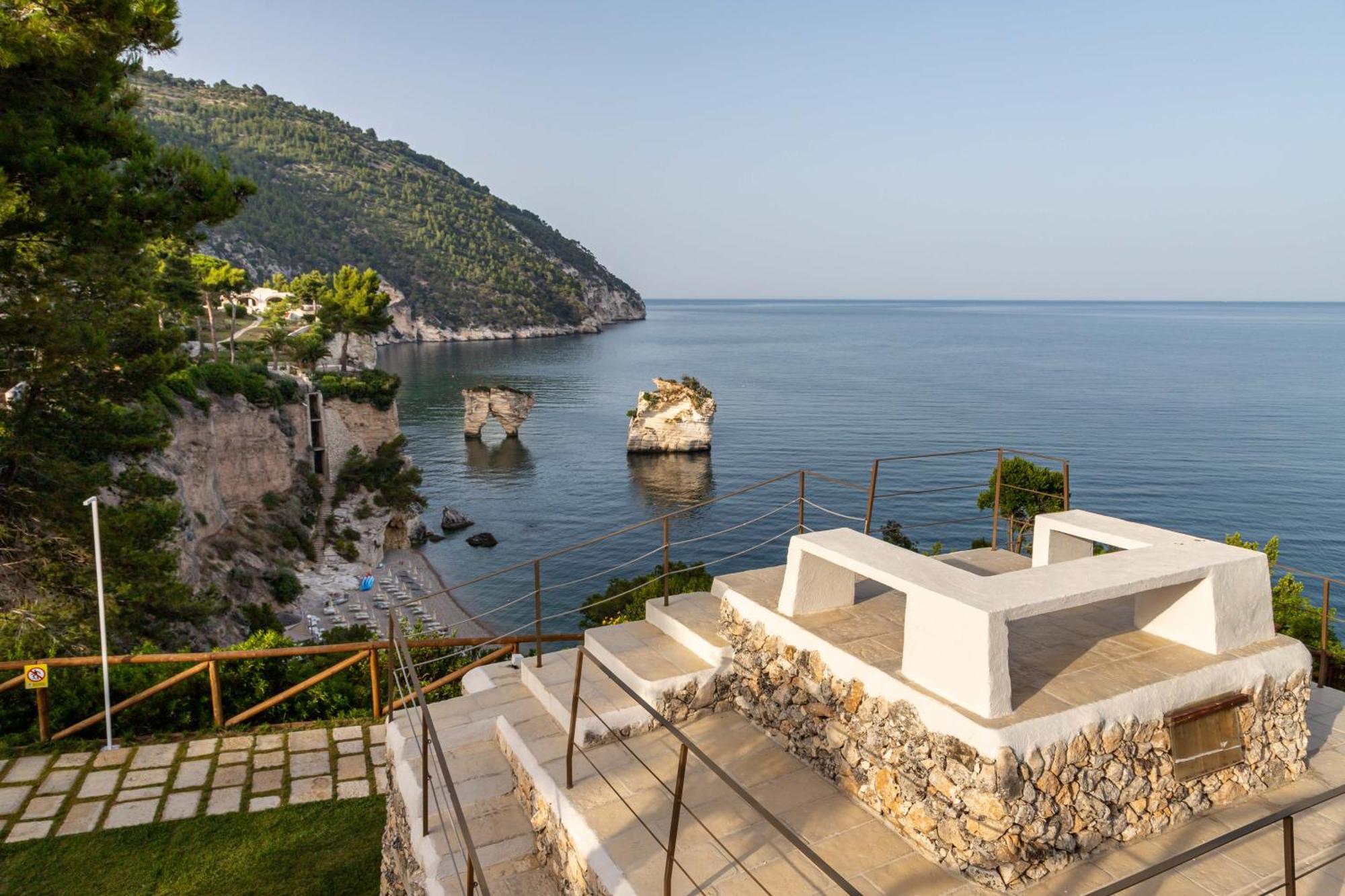 Ah Premium Baia Dei Faraglioni Hotel Mattinata Kültér fotó
